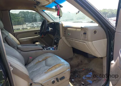 2003 Chevrolet Tahoe Z71 z USA, uszkodzony, nr VIN 1GNEK13Z33R245611